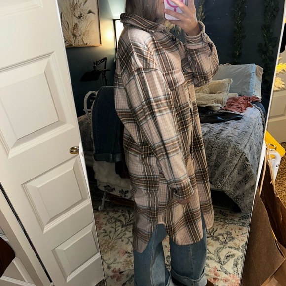 Veveret Plaid long trench flannel - Beige and Brown - Picture 4 of 7